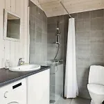 Family-friendly For Play And Relaxation Semesterbostad *