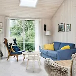 Family-friendly For Play And Relaxation Semesterbostad