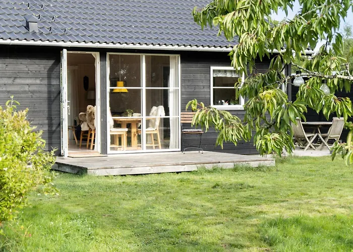 Family-friendly For Play And Relaxation *