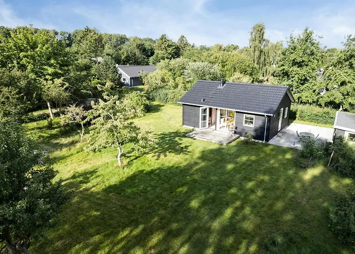 Family-friendly For Play And Relaxation *